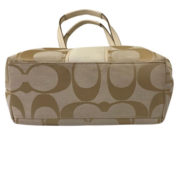 Coach Signature Canvas Tote Bag – Beige / Khaki – Classic Style - Picture 5 of 10